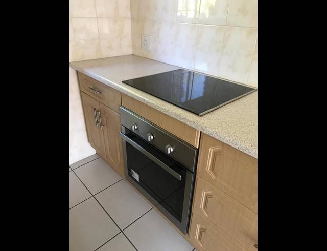 3 BEDROOM APARTMENT FOR SALE IN ZWARTKOP EXT 2